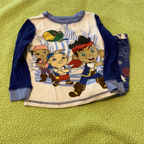 Jake and the Neverland Pirates Pajamas - Picture 1 of 8